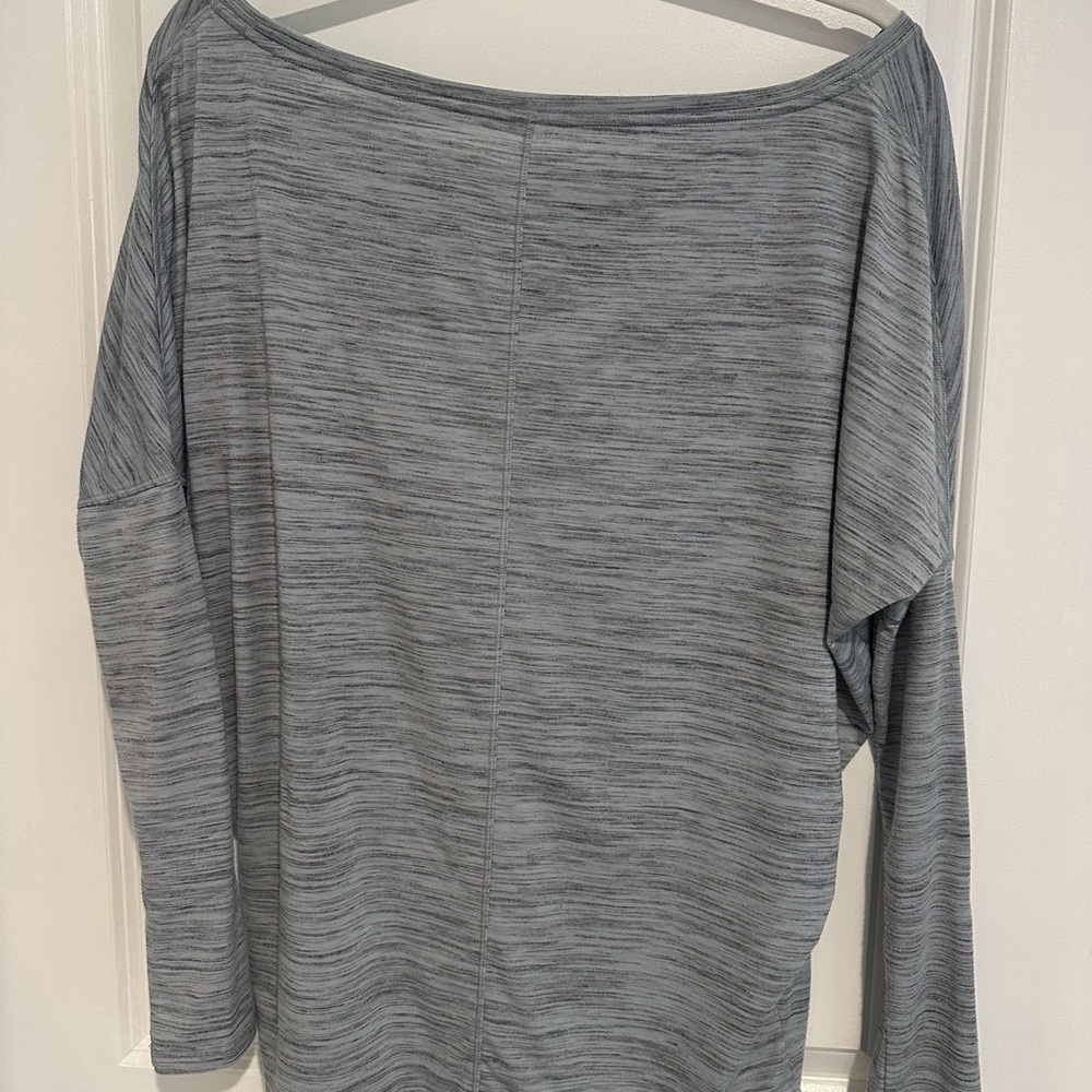 Athleta Long Sleeve Top - Picture 2 of 4